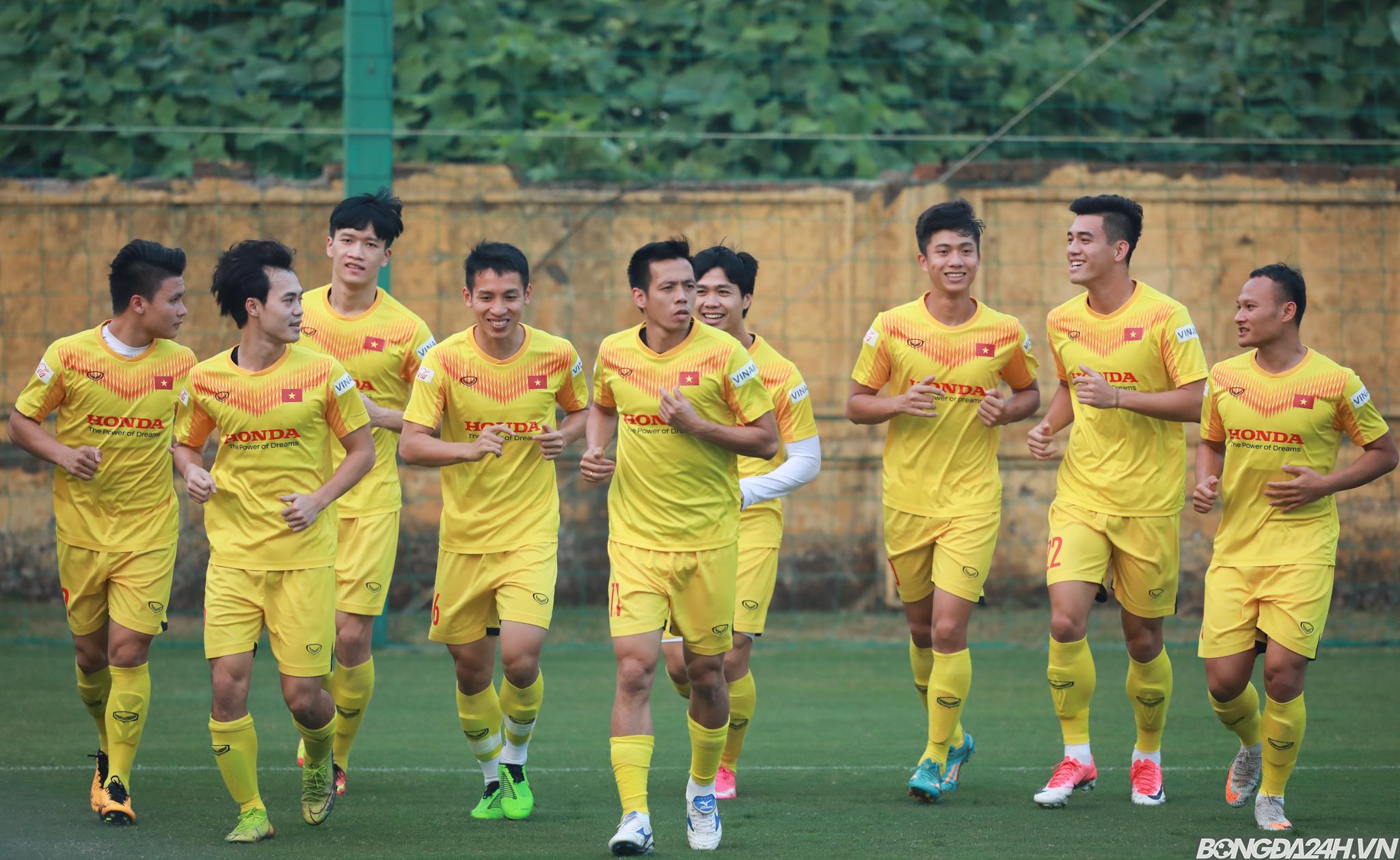 Đội tuyển Việt Nam tích cực tập luyện