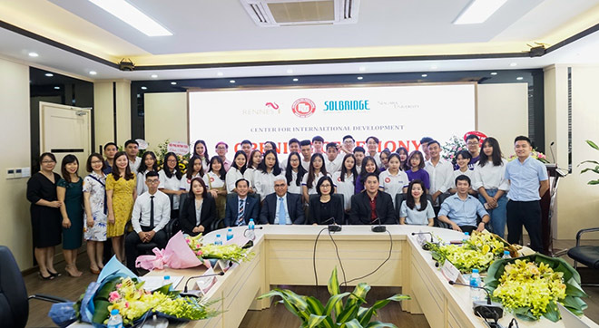 Chương trình cử nhân Quốc tế Việt – Hàn của Đại học Ngoại thương ngày càng khẳng định được uy tín, chất lượng, được nhiều bạn trẻ và giai đình tin tưởng chọn lựa.